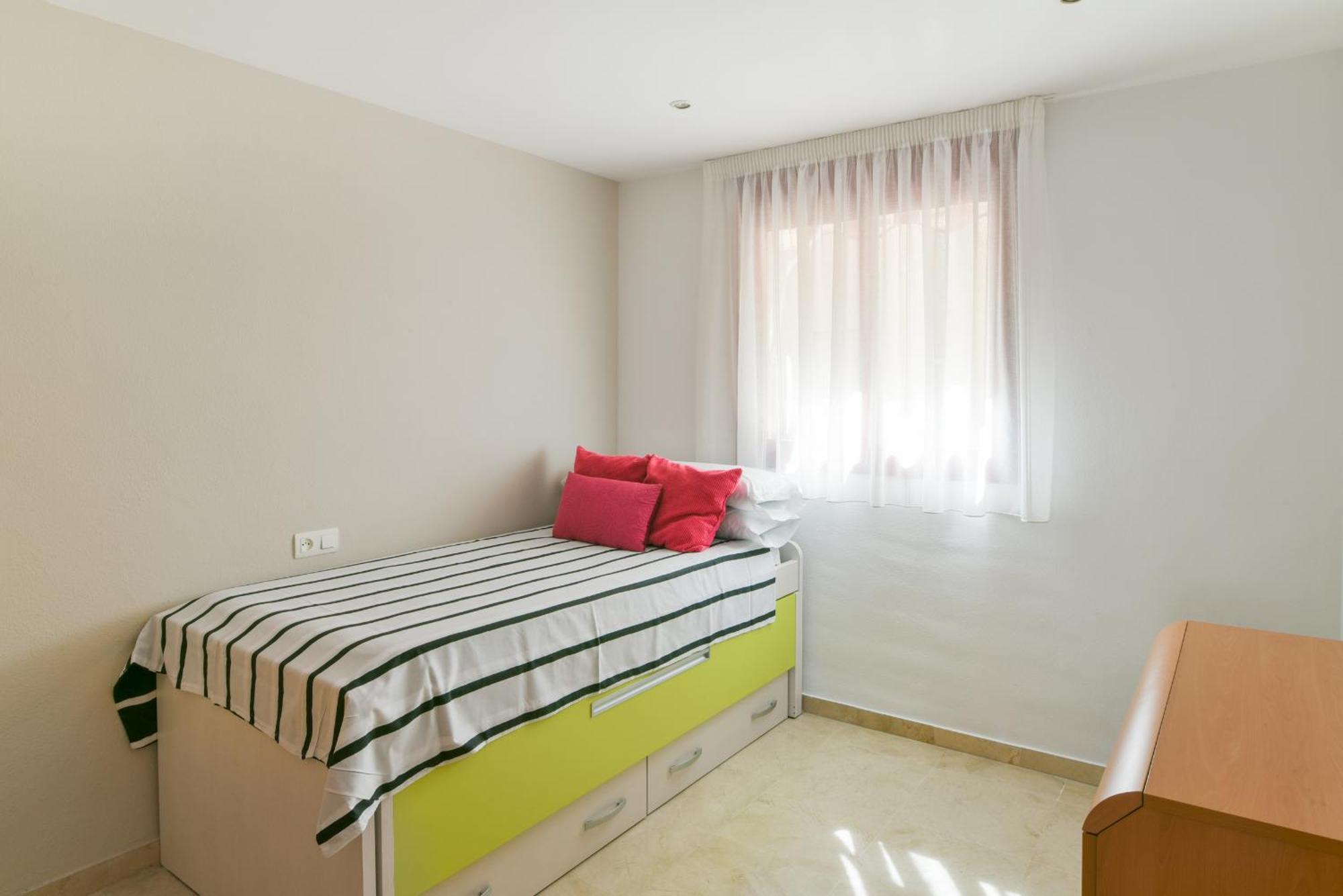 Estacion Ave Playa Appartement
